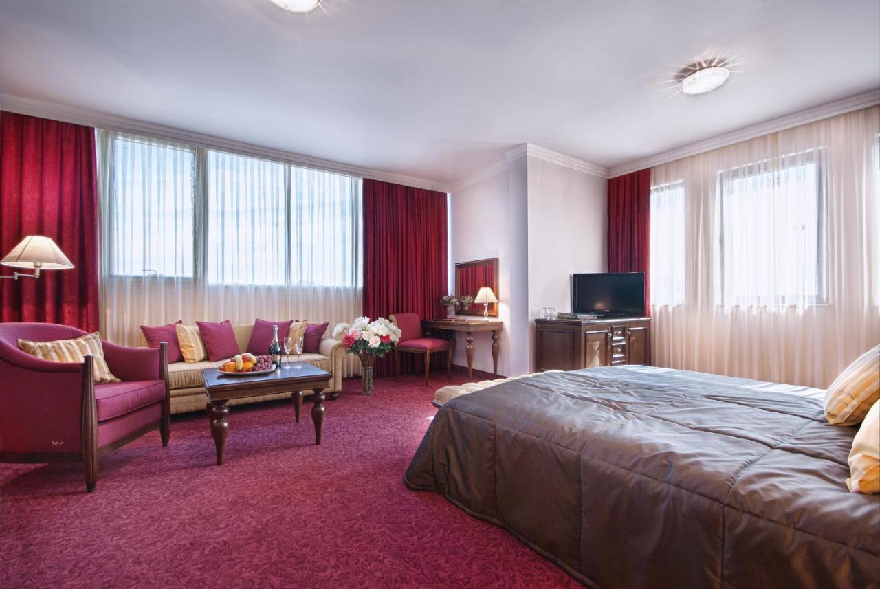 Hotel Chiirite พลอฟดิฟ ภายนอก รูปภาพ
