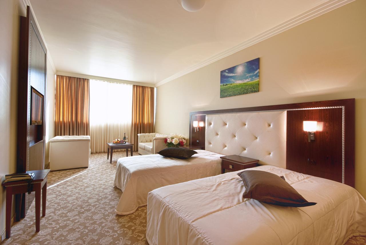 Hotel Chiirite พลอฟดิฟ ภายนอก รูปภาพ